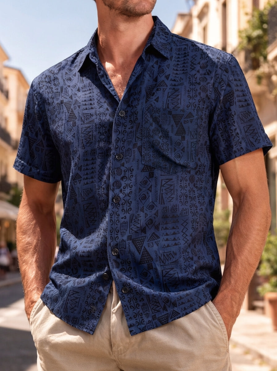 Chemise homme manches courtes imprimé tribal géométrique bleu marine en rayon