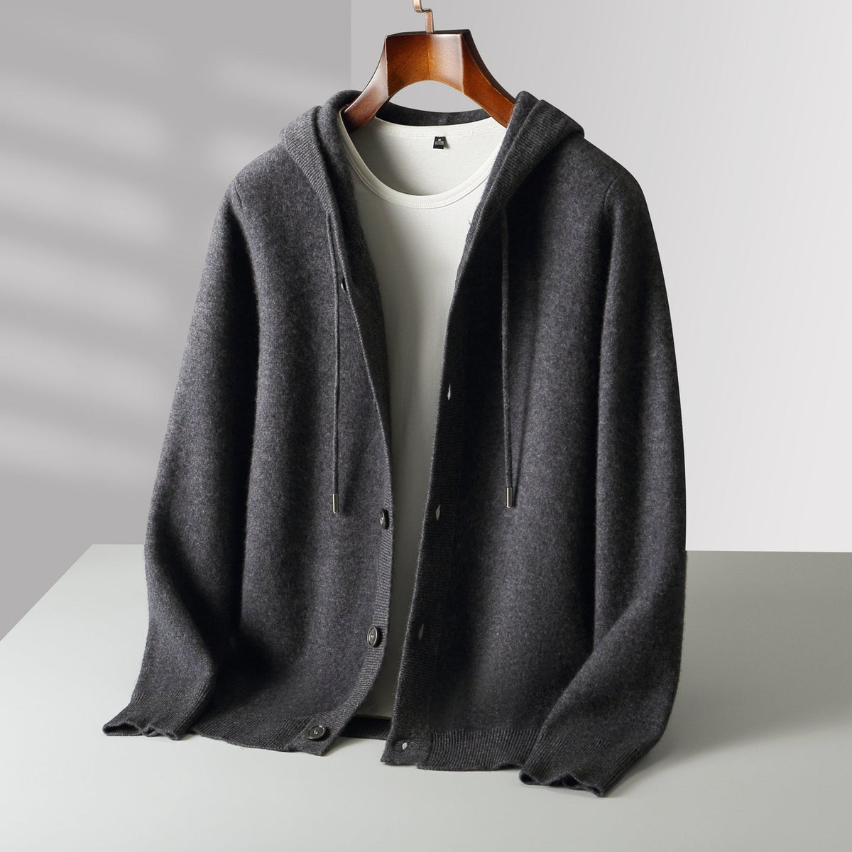 Ovwiss Mavoni™ – Cardigan à Capuche en Laine Mérinos