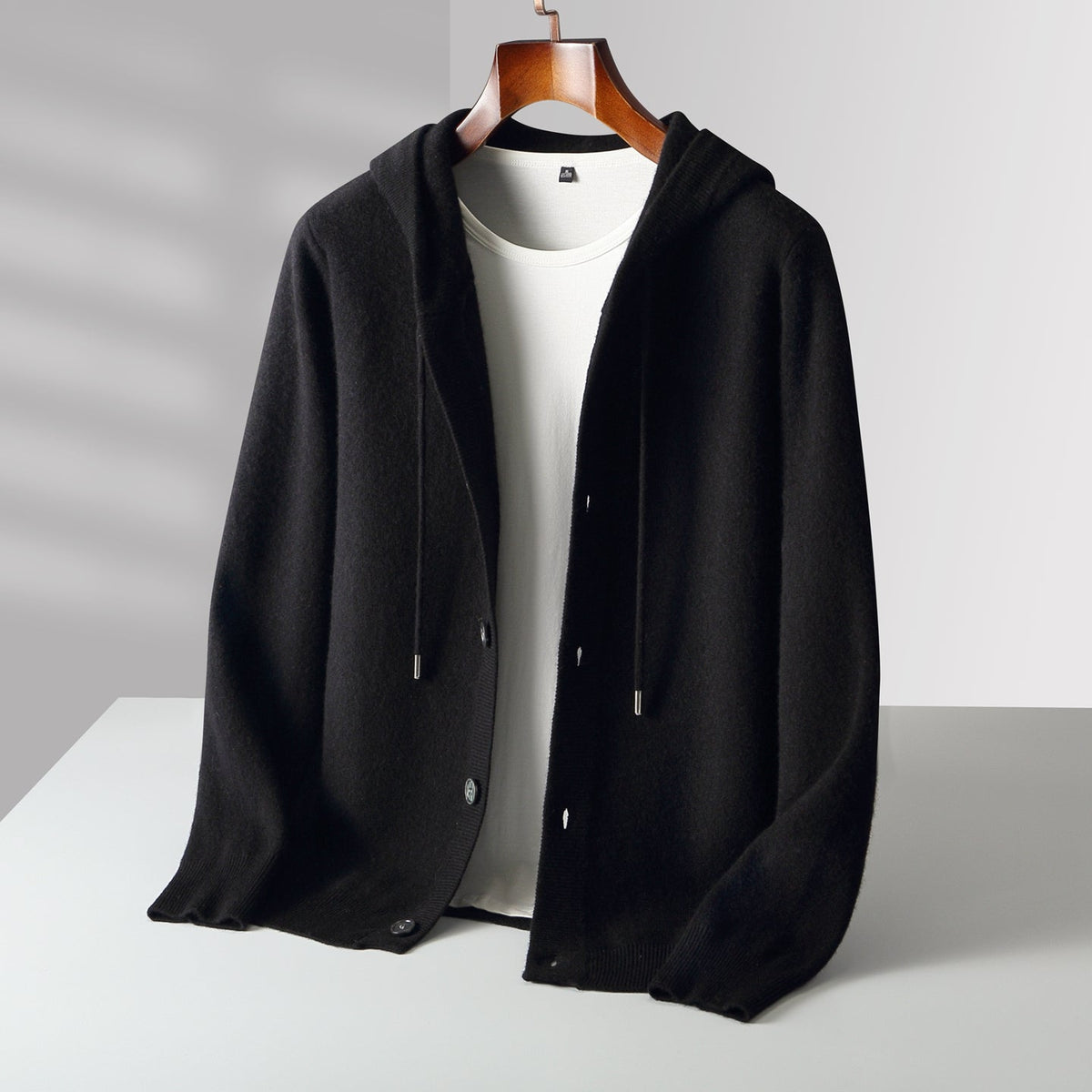 Ovwiss Mavoni™ – Cardigan à Capuche en Laine Mérinos